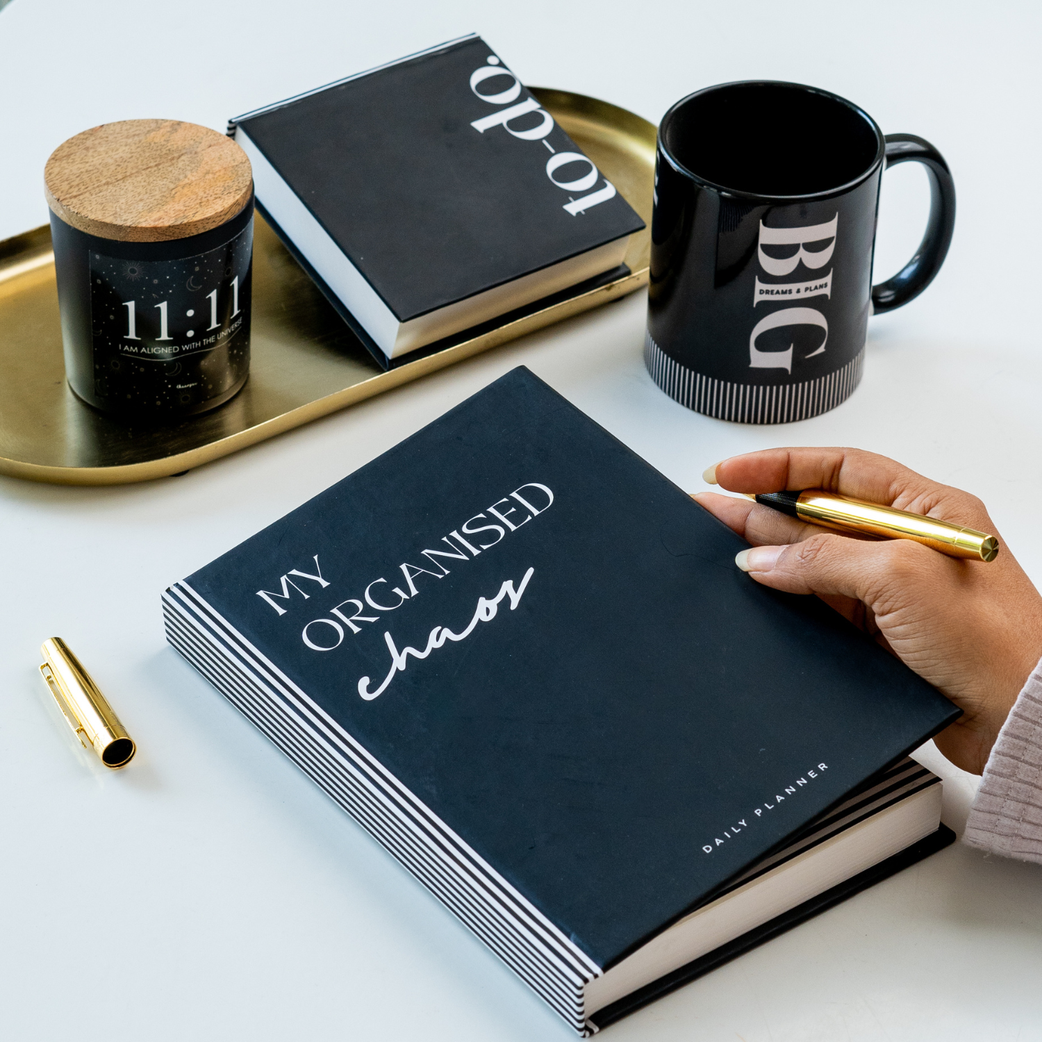 BLACK MY ORGANISED CHAOS  - Undated Daily Planner